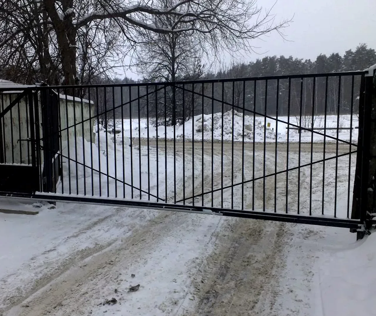 Откатные сварные ворота 6 метров фото с установкой